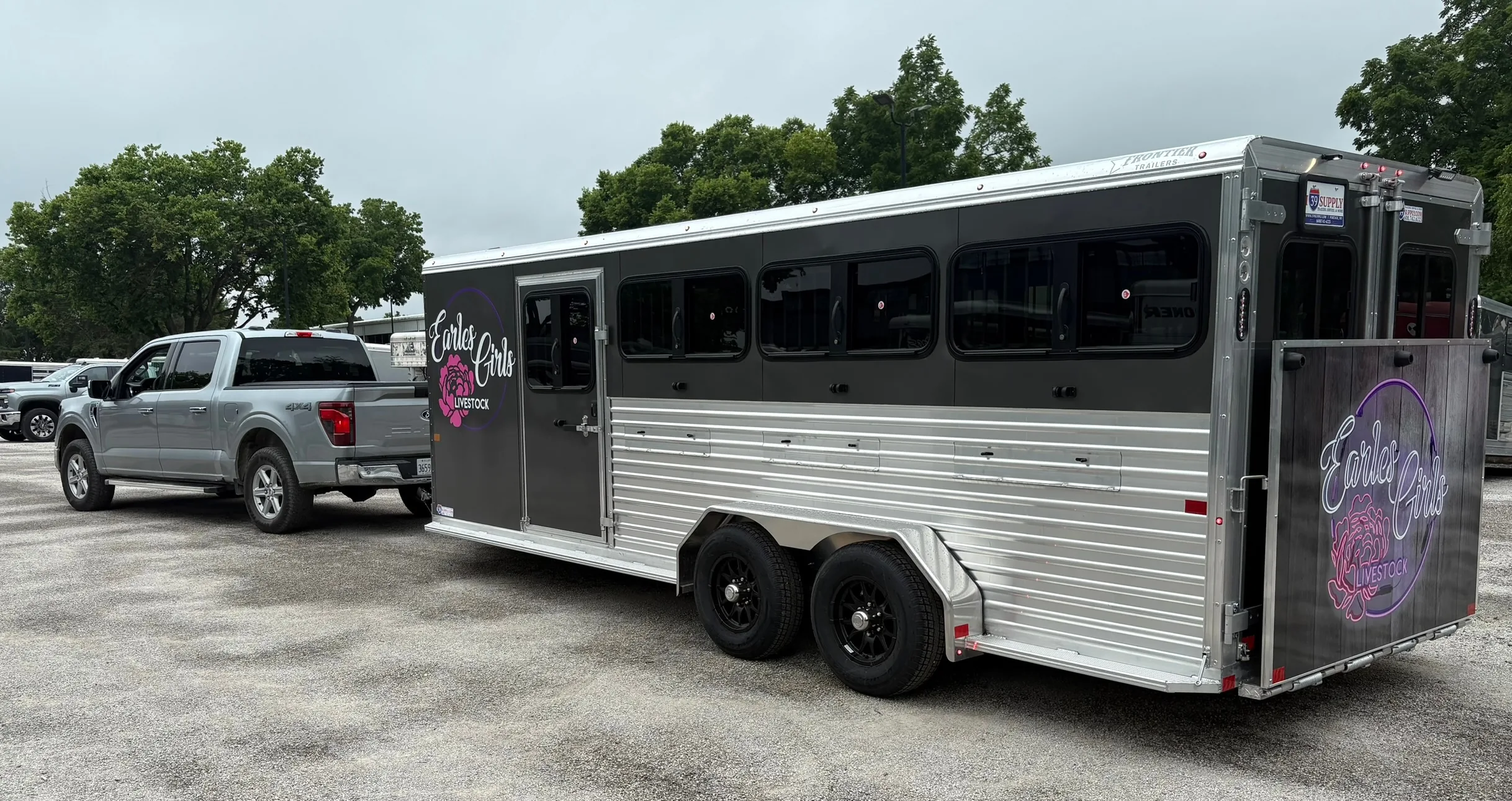 Custom Graphics & Wraps