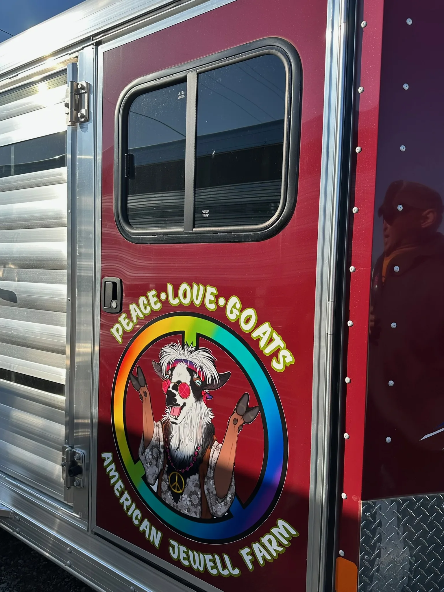 Custom Graphics & Wraps