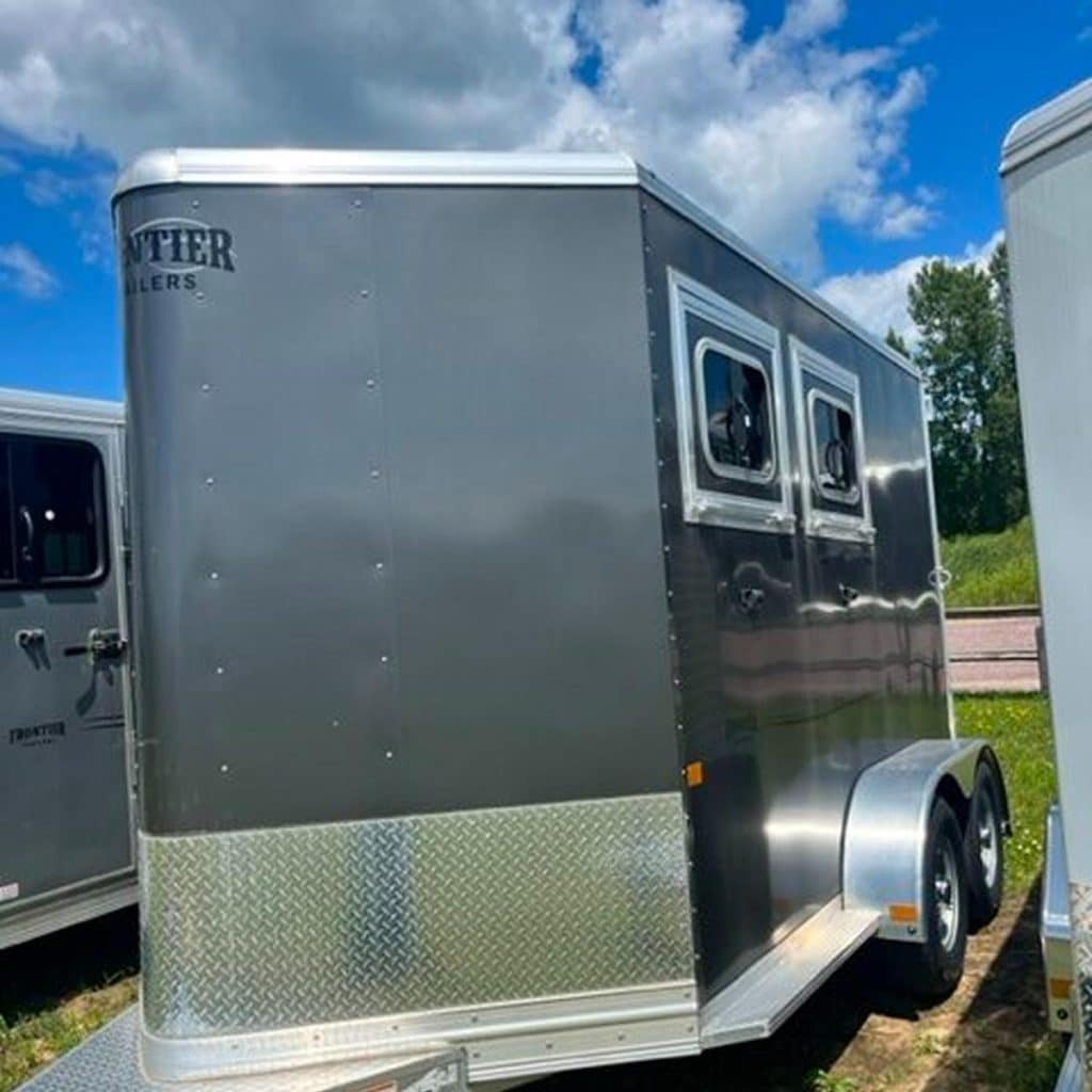 2023 Frontier 2 Horse Strider Series Combo – 7′ x 11′
