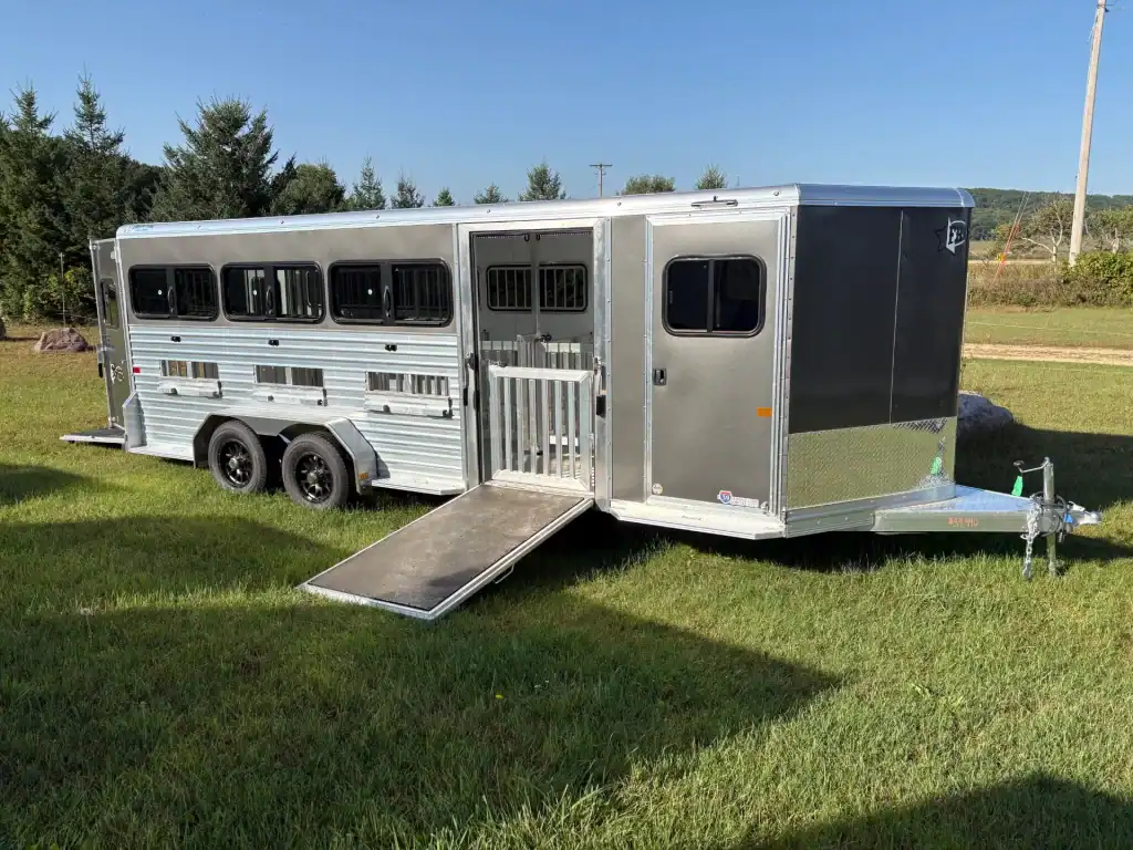 Frontier 7×20 Aluminum Livestock Trailer w/ Tack Room & Ramps