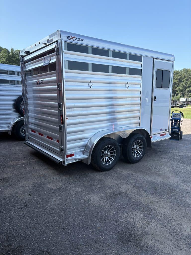 Livestock Trailers | I39 Supply Trailer Dealership
